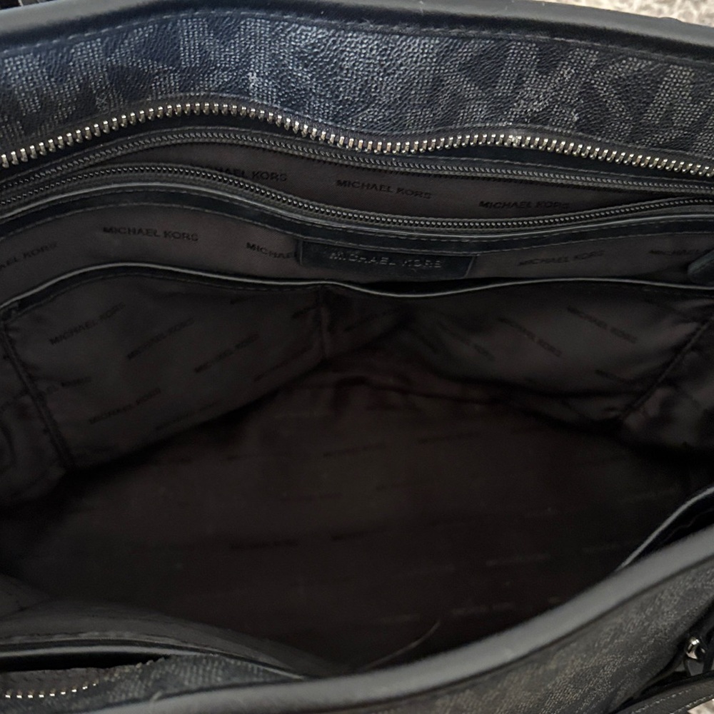 Michael Kors Black Tote Bag - Picture 3 of 7